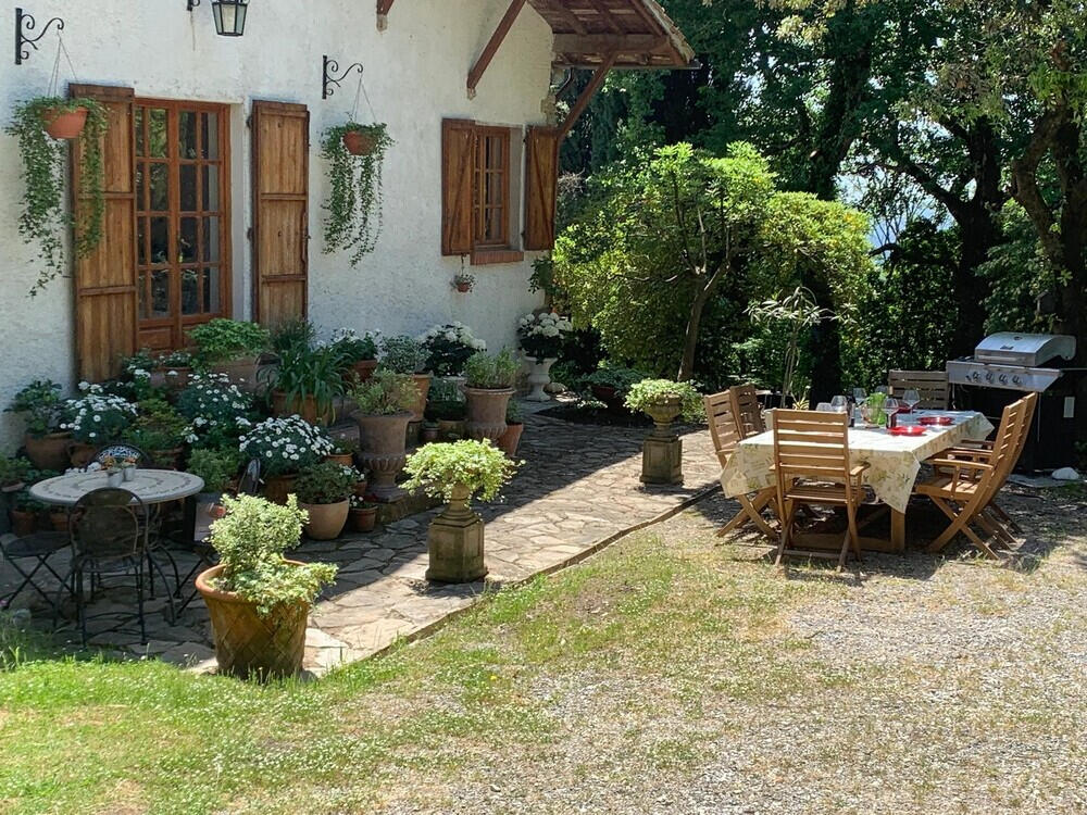 Tuscany coat of arms